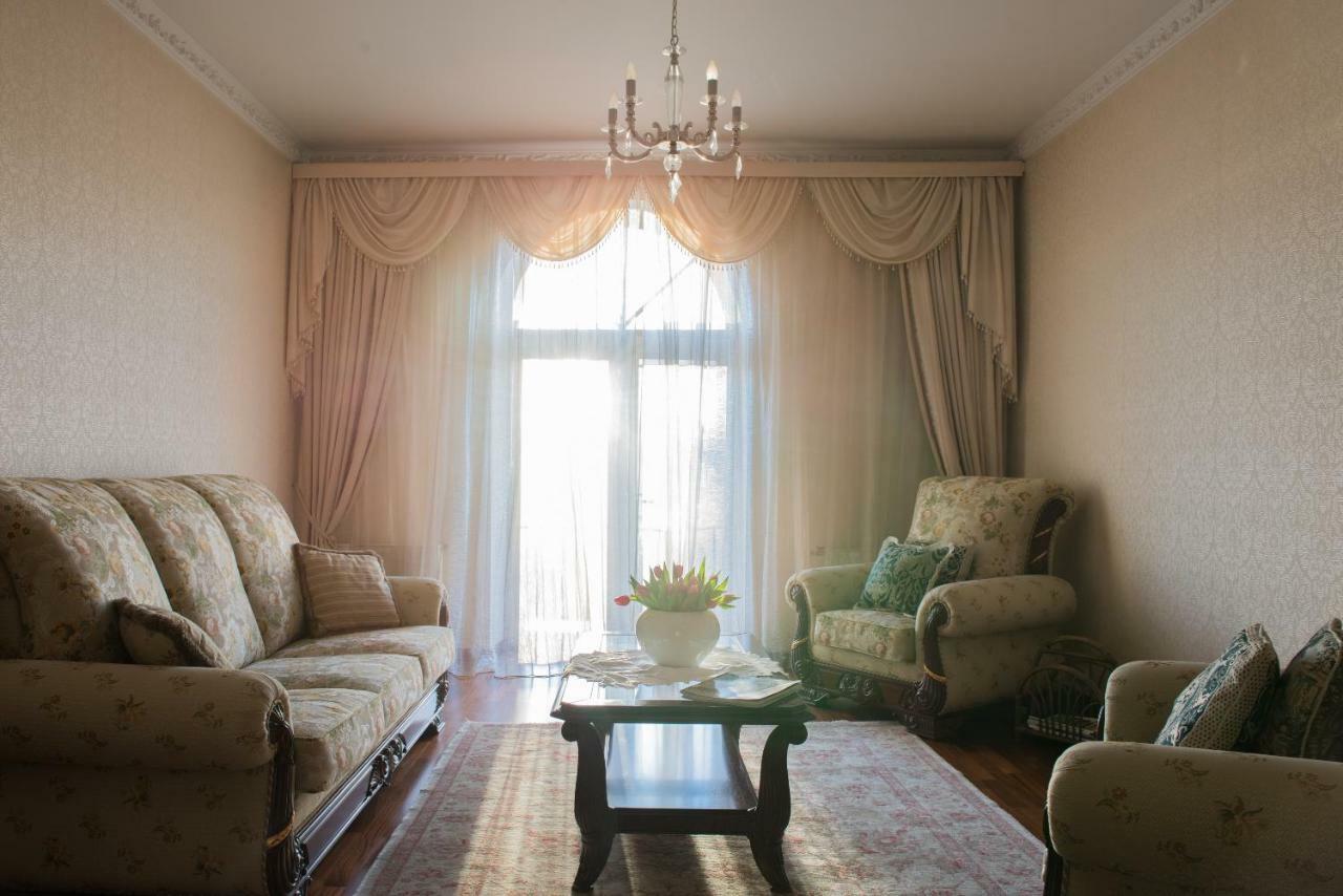 Classy Apartment In Good Neighbourhood Рига Екстериор снимка