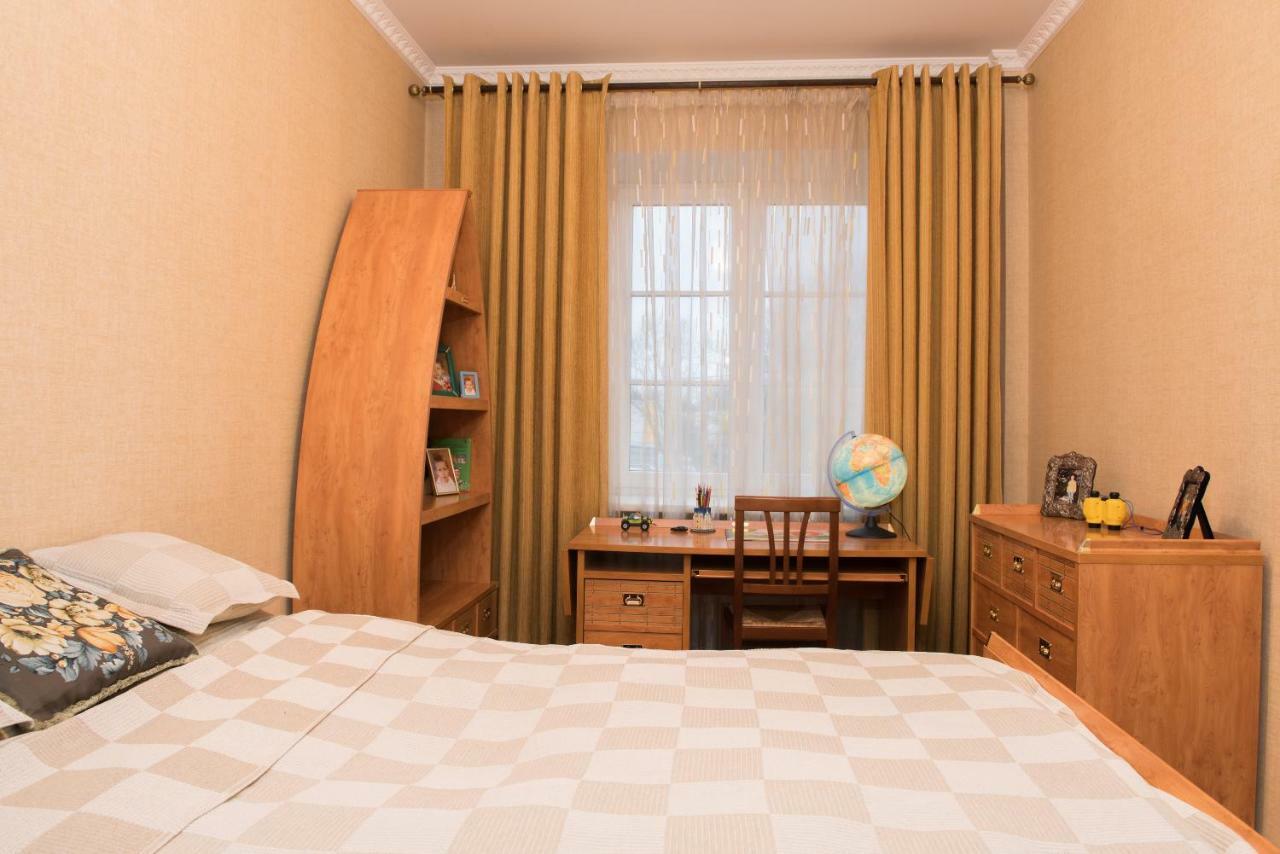 Classy Apartment In Good Neighbourhood Рига Екстериор снимка